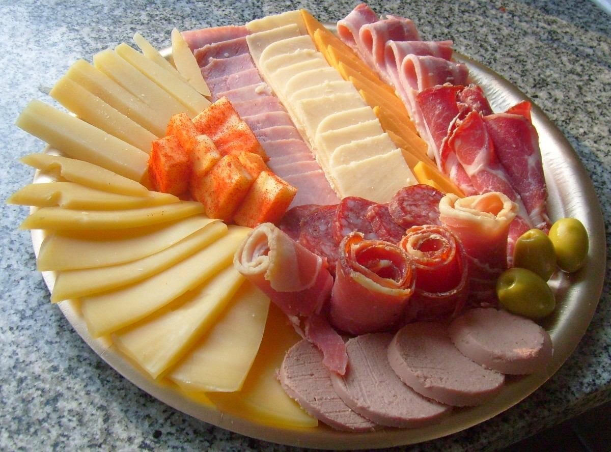 FIAMBRES Y QUESOS